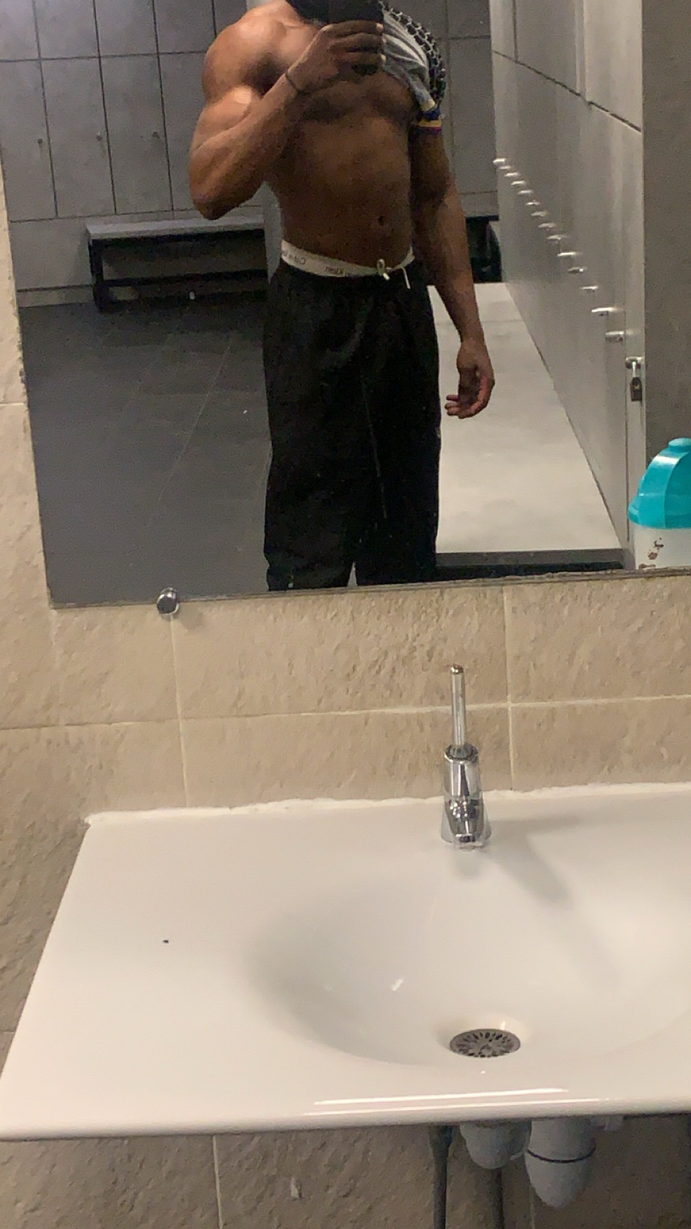 Abdelaziz - Pianezzo - Tessin | Club Echangiste